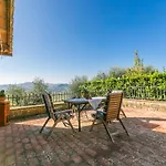 L'angolo Di Uzzano By Interhome Апартаменты