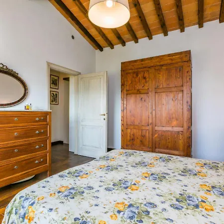L'angolo Di Uzzano By Interhome Apartament *