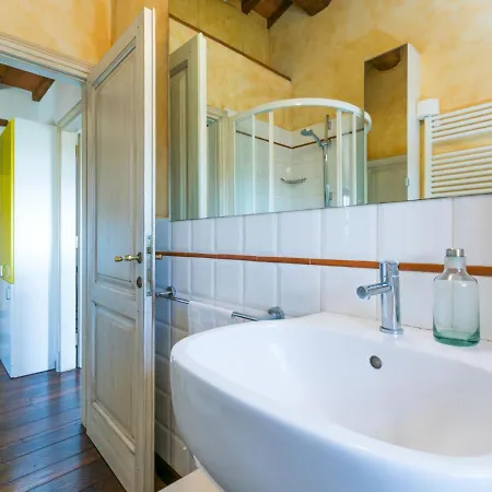L'angolo Di Uzzano By Interhome *