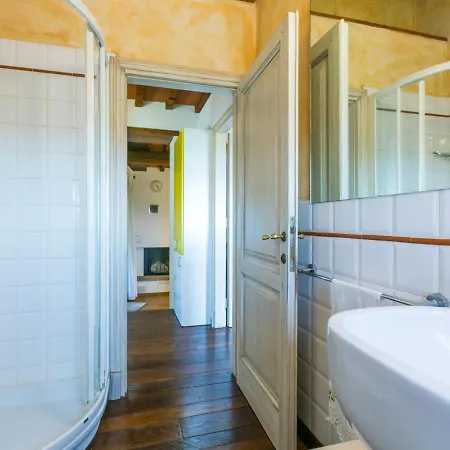 L'angolo Di Uzzano By Interhome *